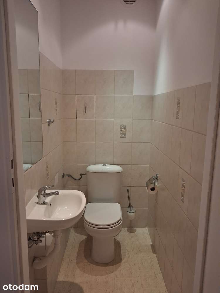 BEZPOŚREDNIO OD WŁAŚCICIELA. 3 POKOJE 75 m2. CENTRUM. UMEBLOWANE.
