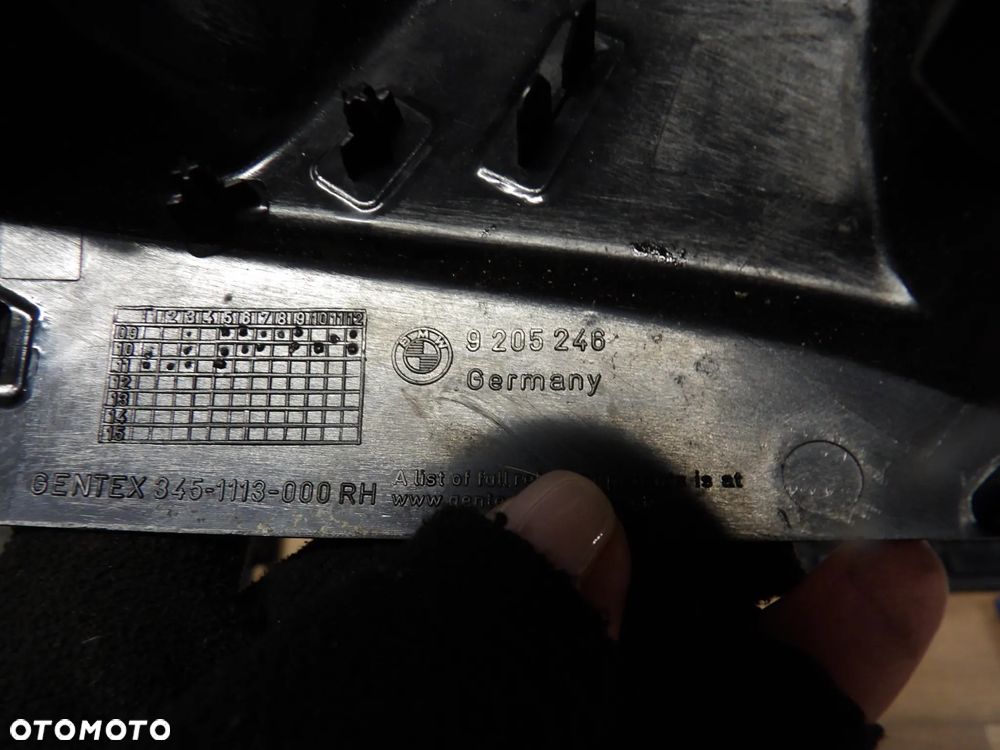 BMW - E90 - OSŁONA  , OBUDOWA LUSTERKA - KOMPLET - 9205245  9205246 - 3