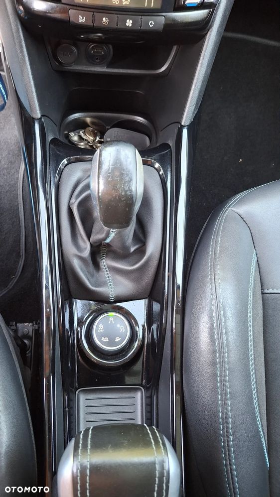 Peugeot 2008 1.2 Pure Tech GPF Crossway S&S - 22