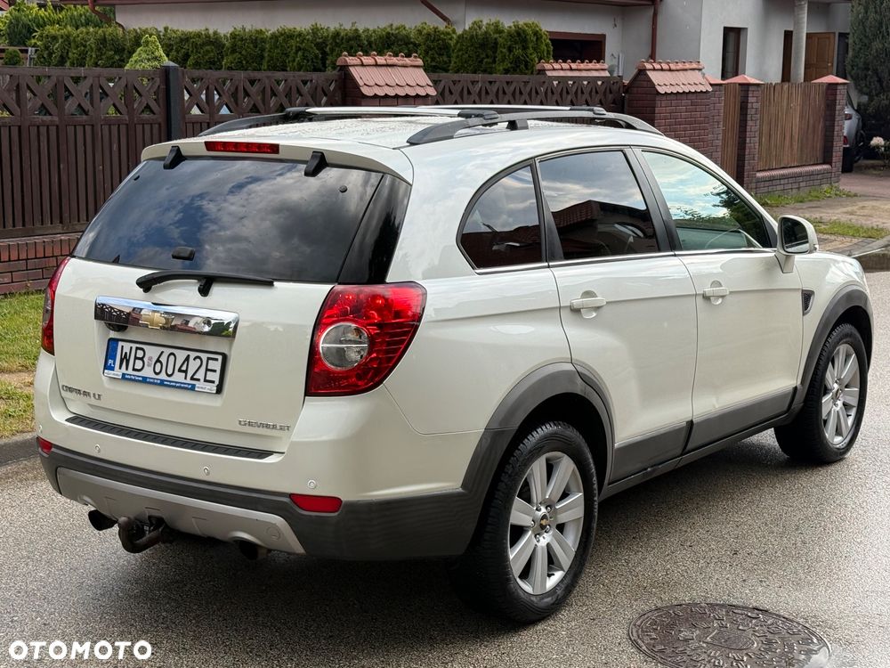 Chevrolet Captiva - 12