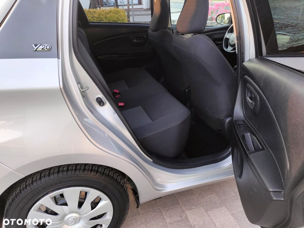 Toyota Yaris 1.0 VVT-i Y20 Club - 13