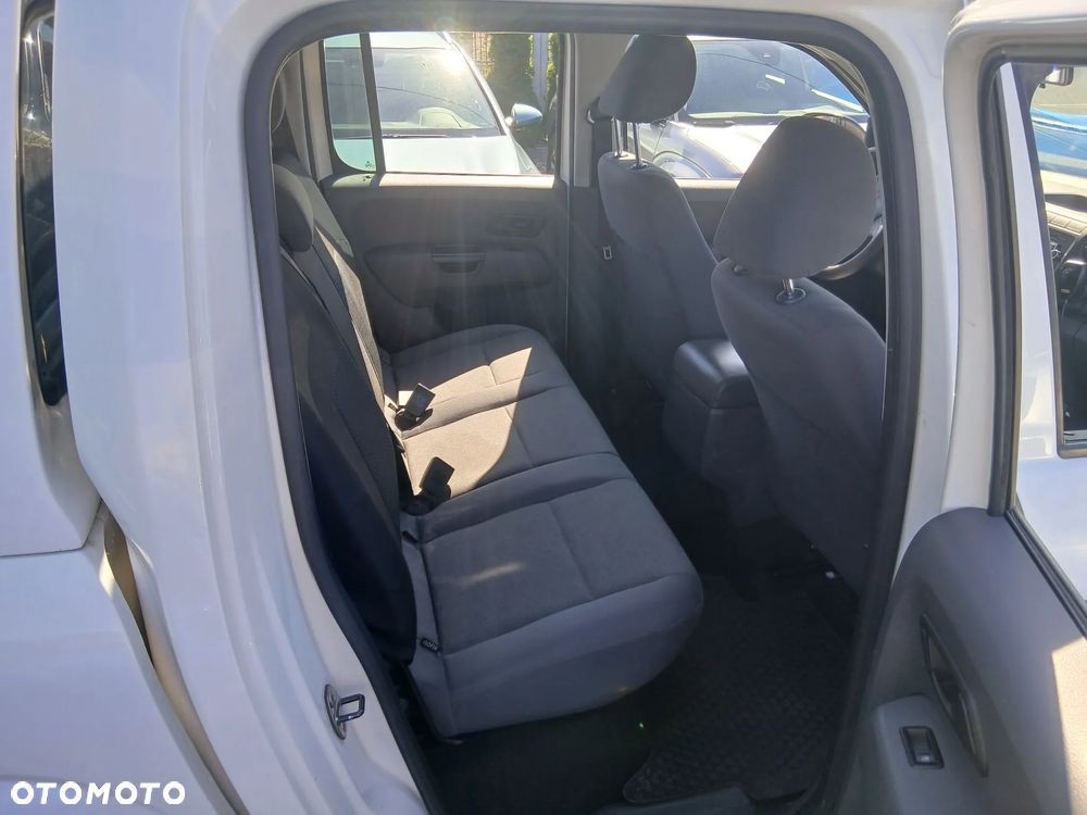 Volkswagen Amarok Double Cab 2.0 TDi 4MOTION Basic - 8