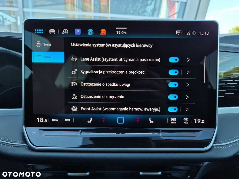 Volkswagen Passat Variant 2.0 TDI SCR Elegance DSG - 27