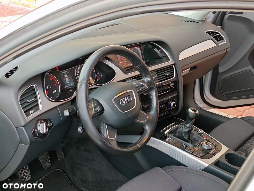 Audi A4 Limousine 2.0 TDI DPF S line Sportpaket - 11
