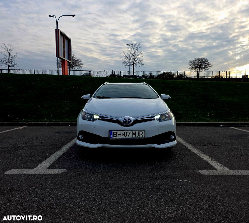 Toyota Auris 1.8 L VVT-i Hybrid Luna - 5
