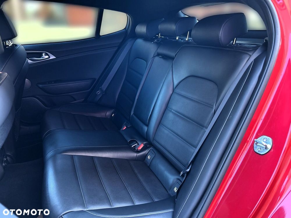 Kia Stinger 3.3 T-GDI V6 GT AWD - 15