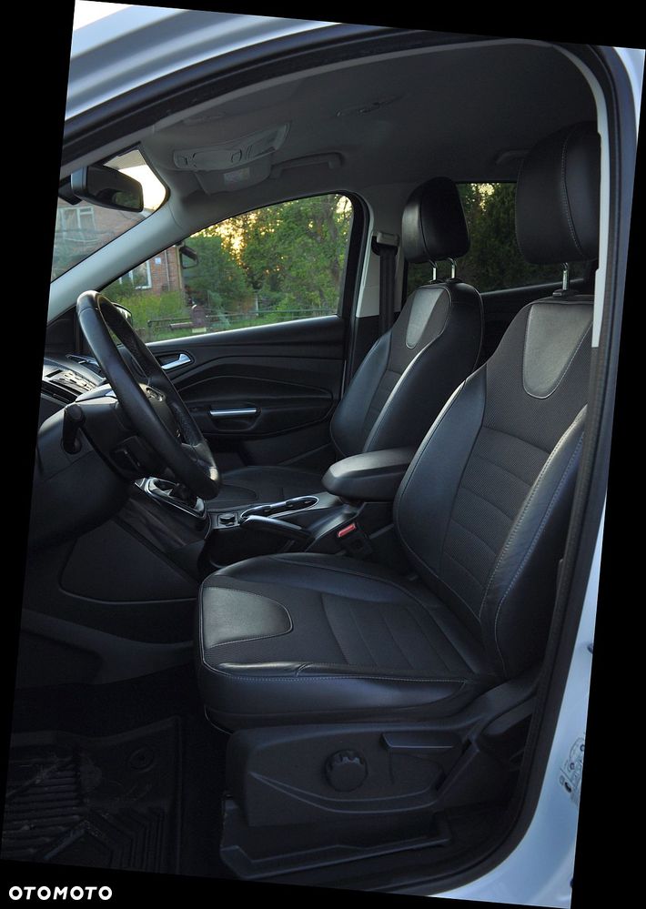 Ford Kuga 2.0 TDCi 2x4 Business Edition - 19