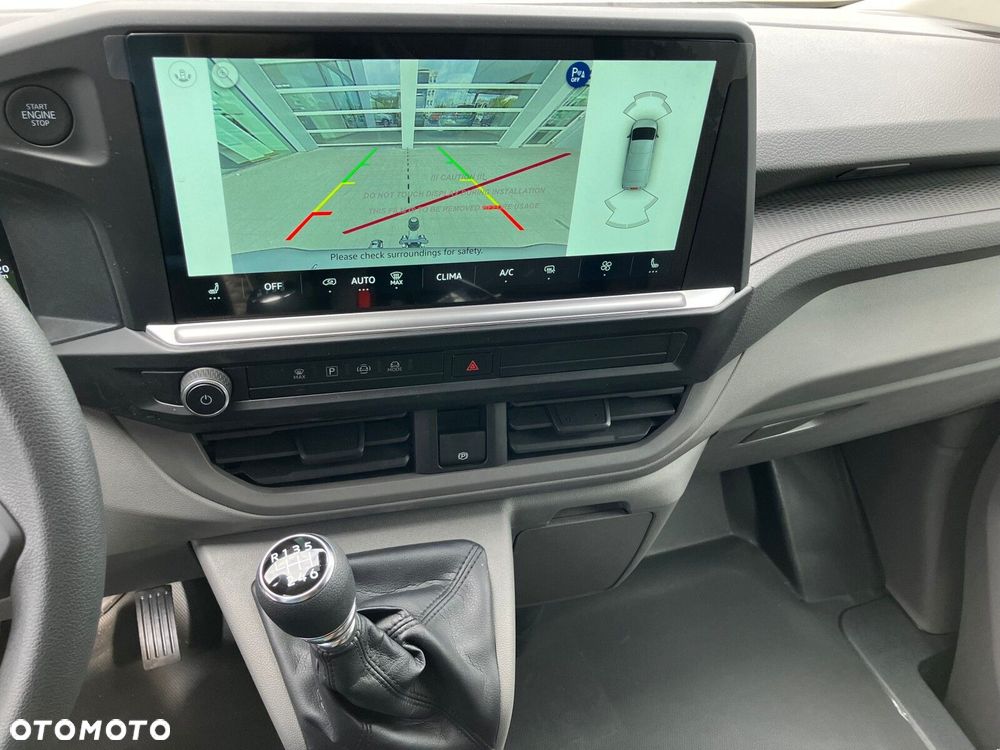 Volkswagen Transporter Transporter Furgon silnik: 2,0 l TDI 150 KM / skrzynia biegów: 6-biegowa manualna rozstaw osi: 3500 mm - 15