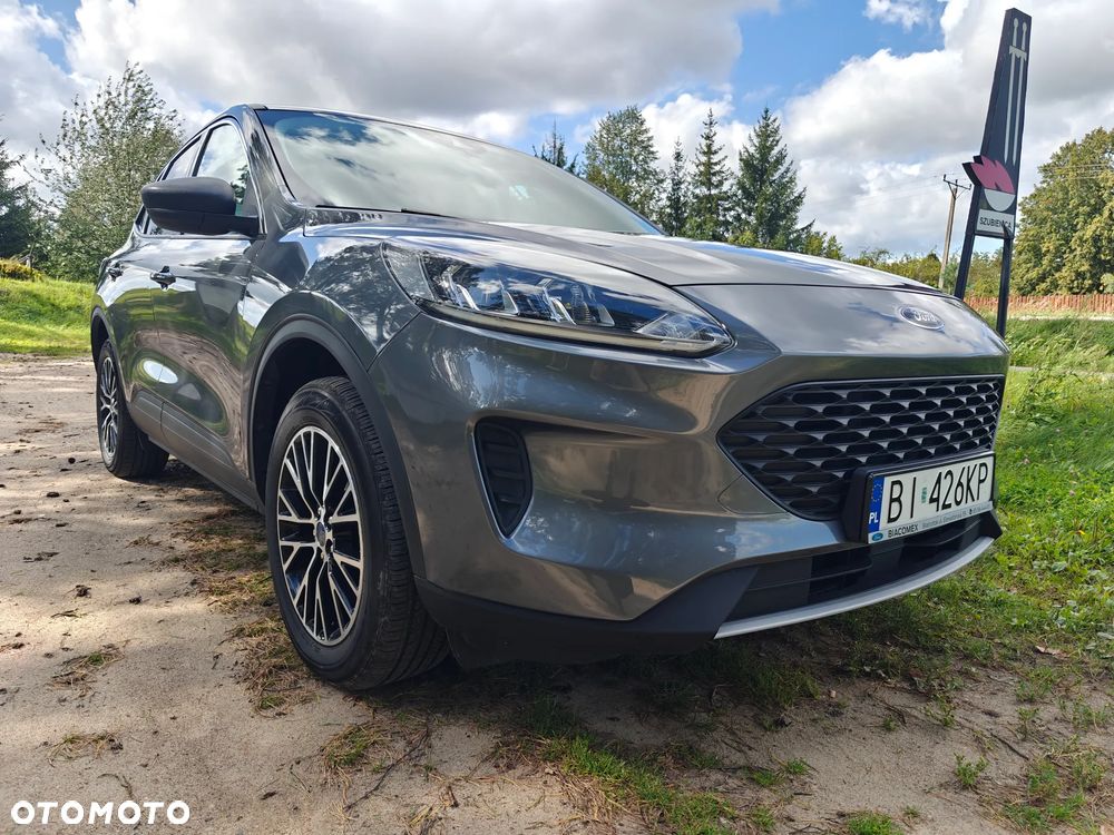 Ford Kuga - 1