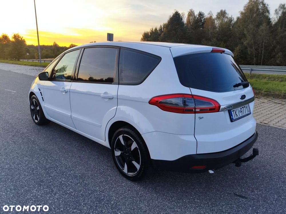 Ford S-Max 2.0 TDCi DPF Titanium - 12