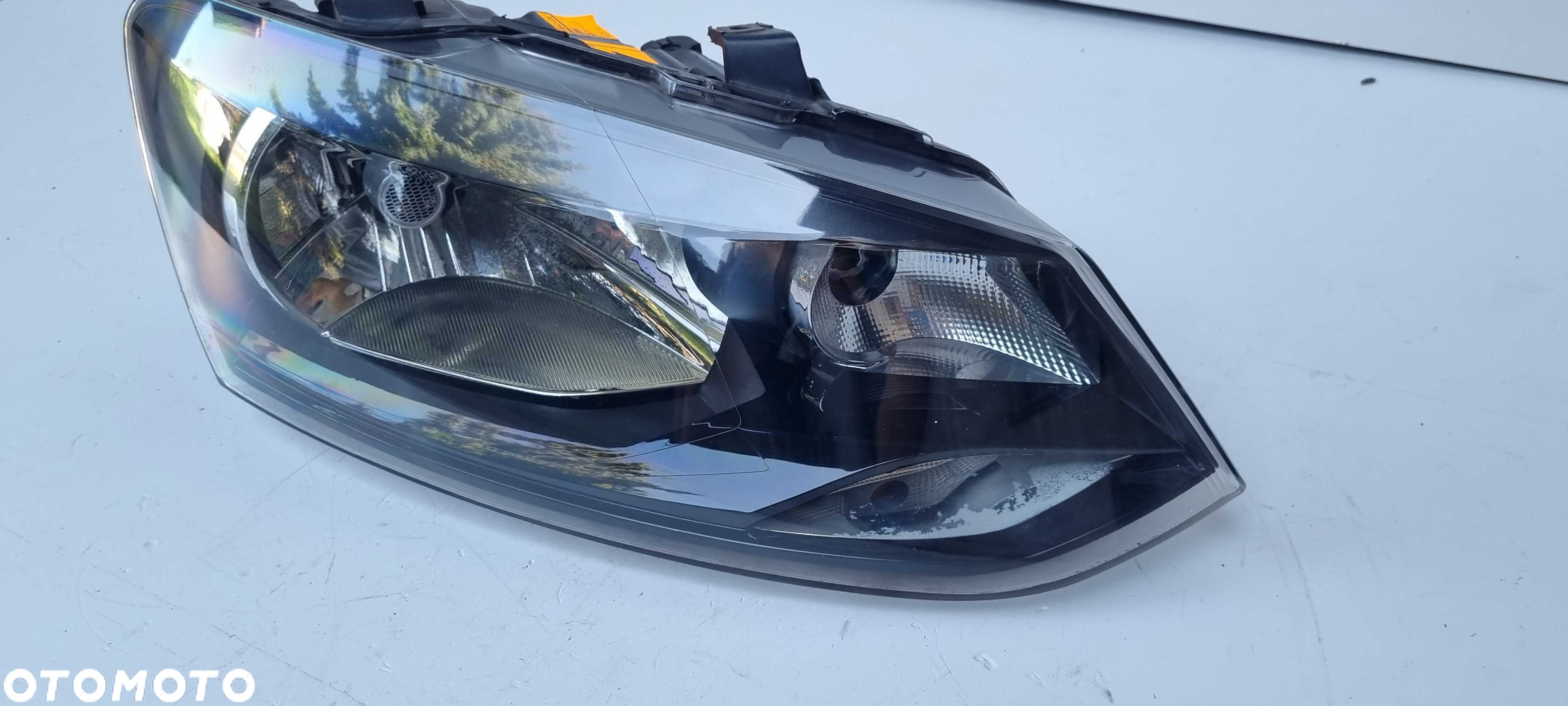 VW Polo V Lampa  Reflektor Prawy Przód r09-17 Kraków - 4