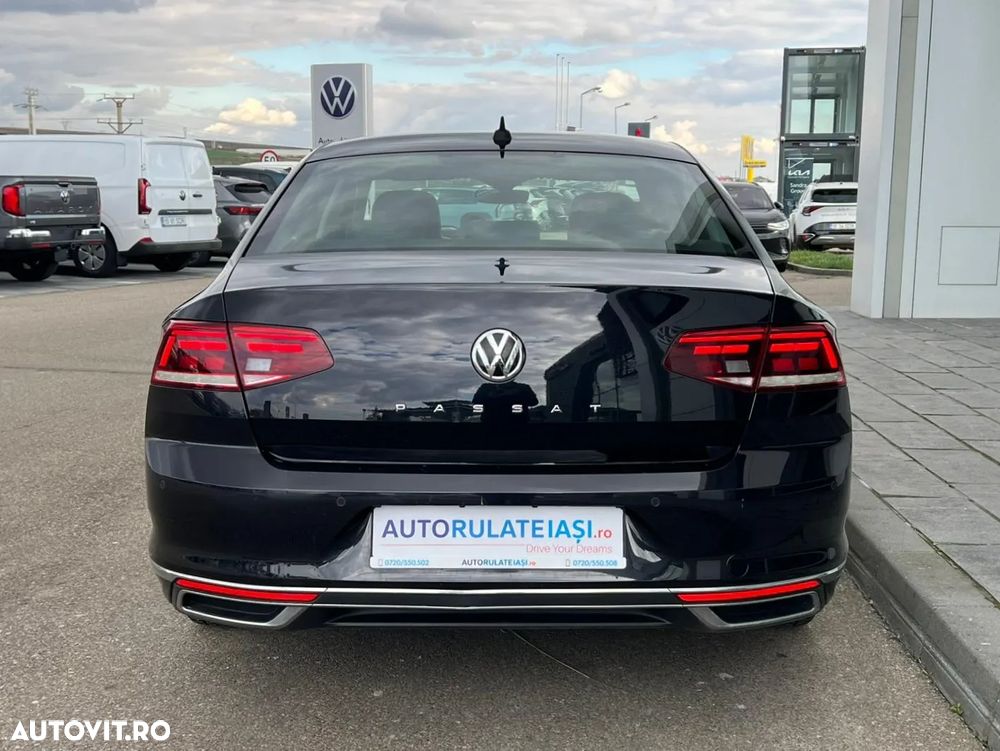 Volkswagen Passat 2.0 TDI DSG Highline - 4