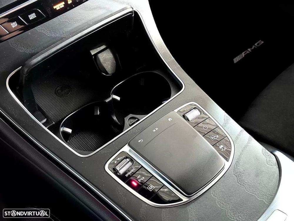 Mercedes-Benz GLC 300 de 4Matic 9G-TRONIC AMG Line - 33