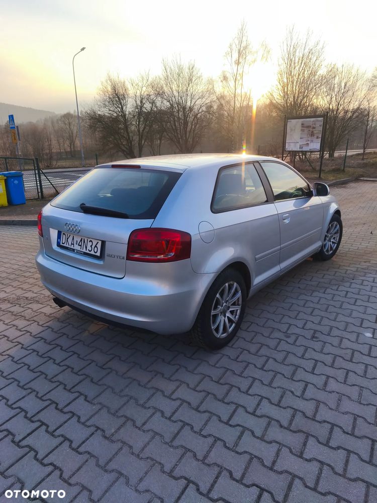 Audi A3 3-drzwiowe 2.0 TDI Ambiente - 7