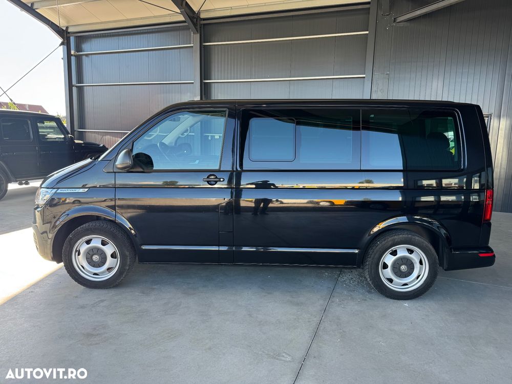 Volkswagen Multivan - 11
