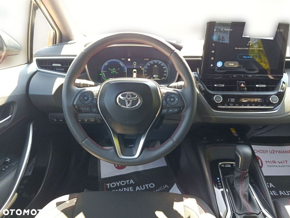 Toyota Corolla - 12