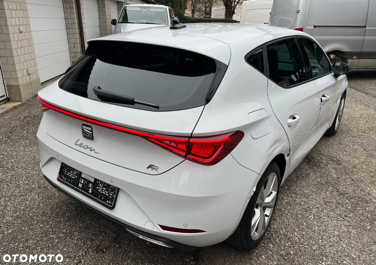 Cupra Leon 1.5 eTSI DSG - 16