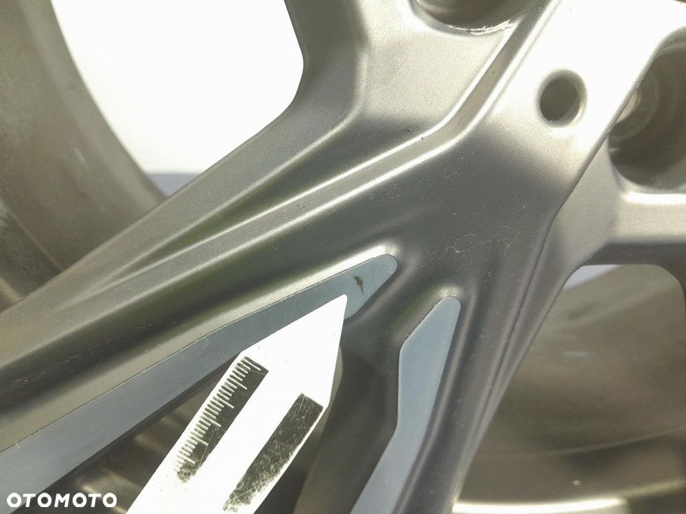 BMW 1 F40 FELGA ALUMINIOWA STYLING 557 8JX19 5X112 ET 54 8053525 - 4