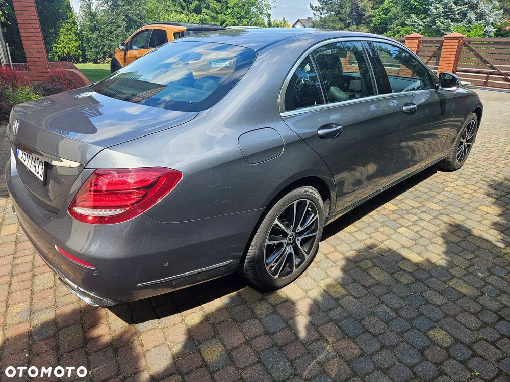 Mercedes-Benz Klasa E 200 9G-TRONIC - 4