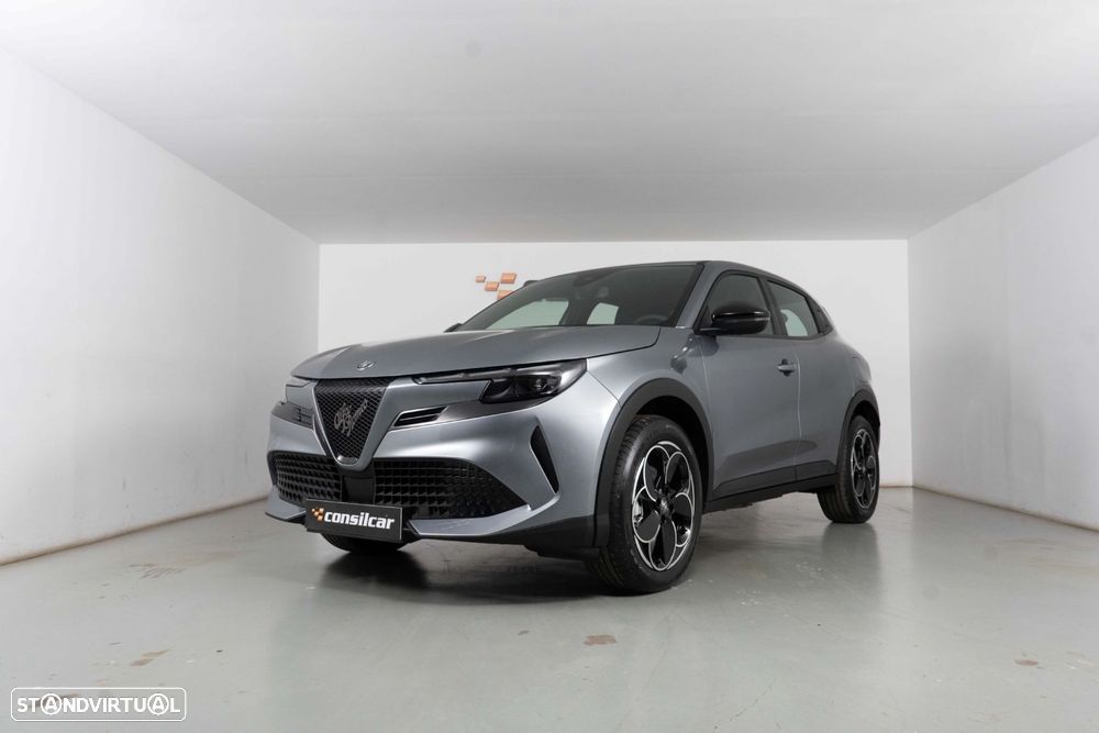 Alfa Romeo Junior 54 kWh Intensa - 9