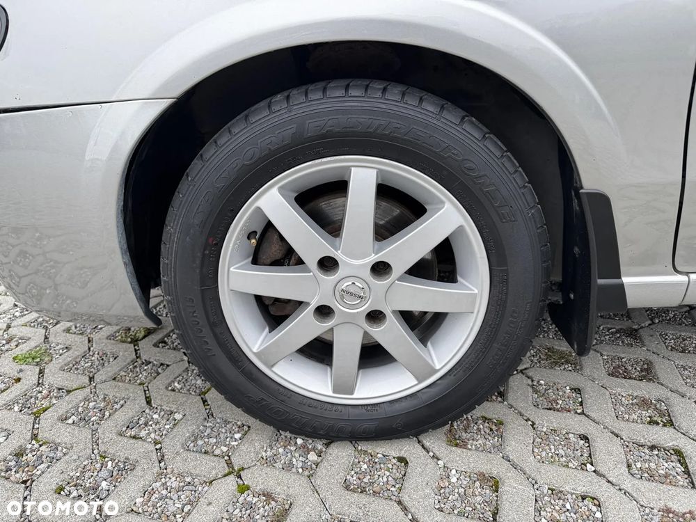 Nissan Almera - 9