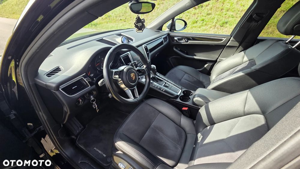 Porsche Macan - 8