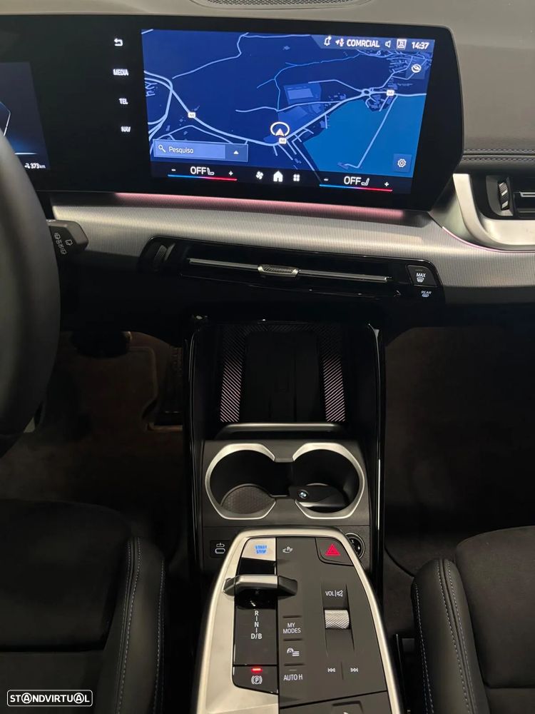 BMW iX1 eDrive20 Pack Desportivo M Pro - 13
