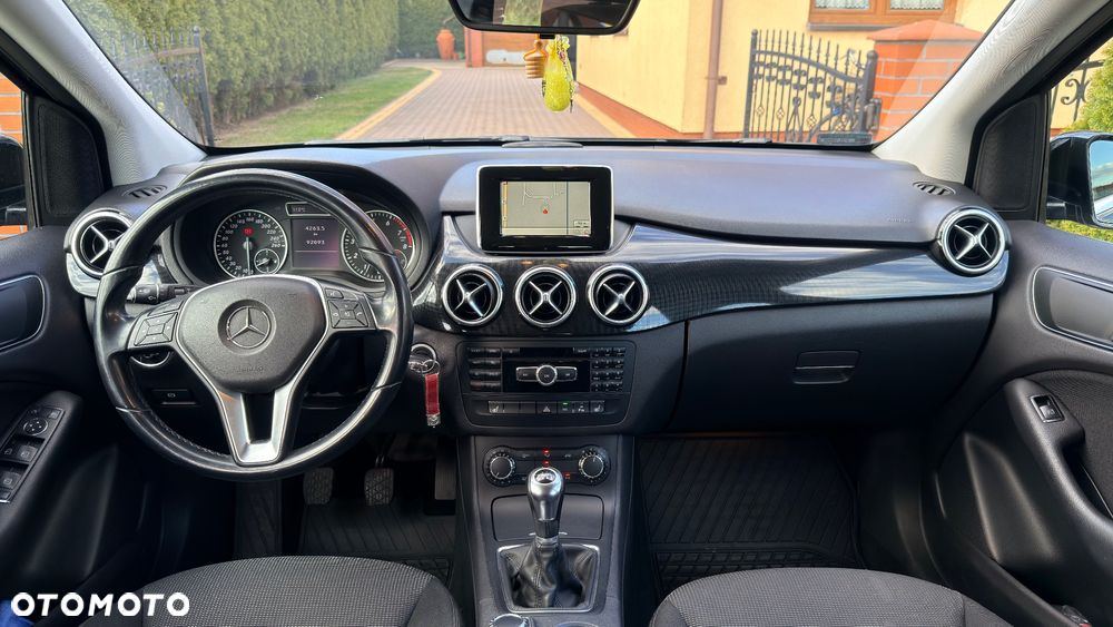 Mercedes-Benz Klasa B 180 BlueEFFICIENCY Edition Style - 20
