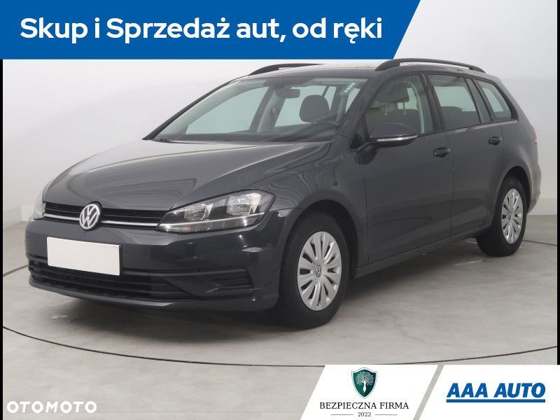 Volkswagen Golf - 2