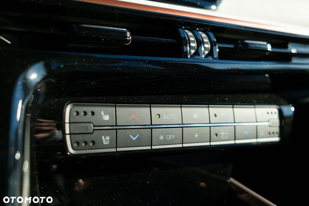 Toyota Mirai Executive - 18