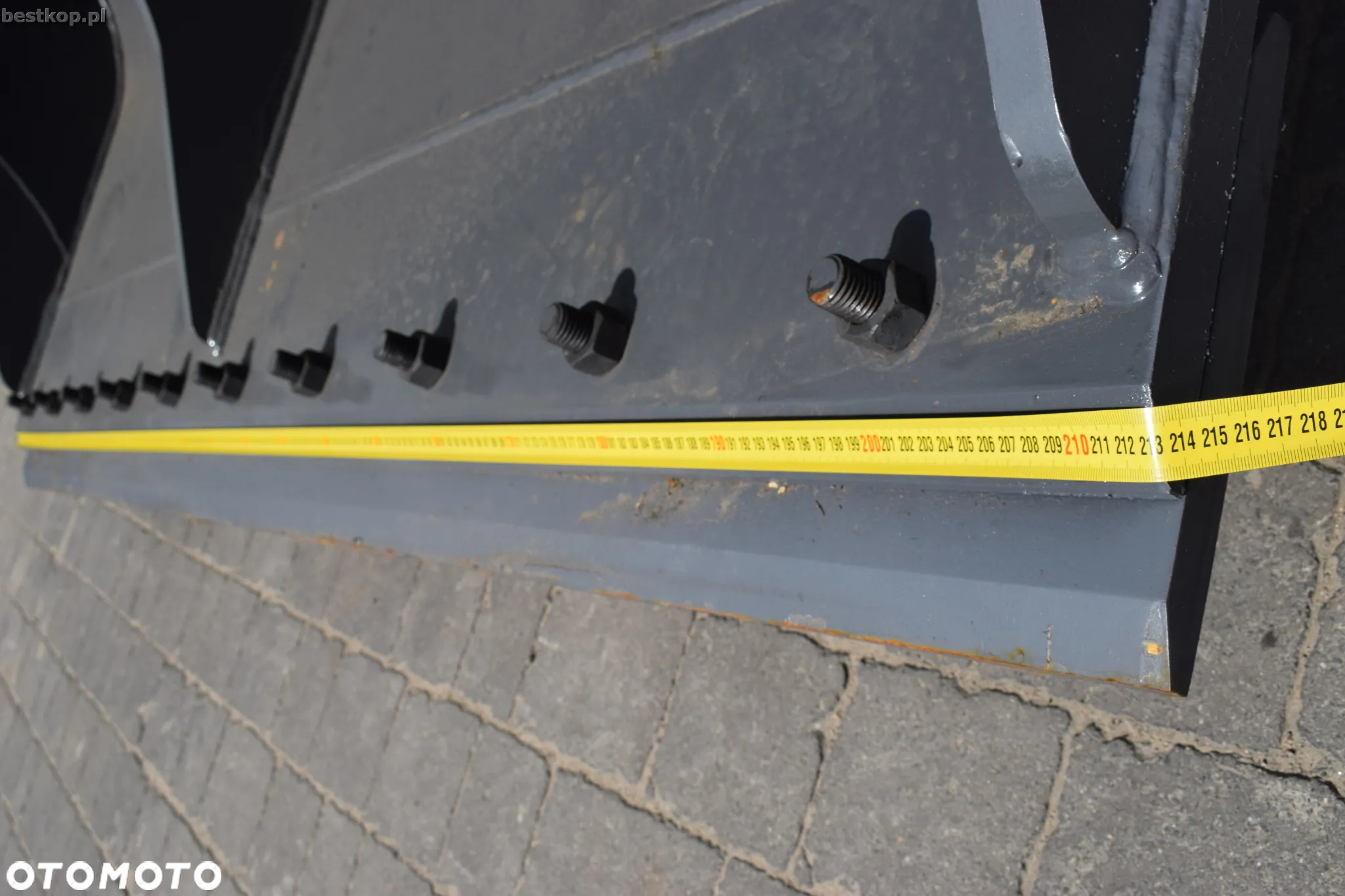Łyżka skarpowa hydrauliczna Strickland Ø80 0.9m3 210cm - 17