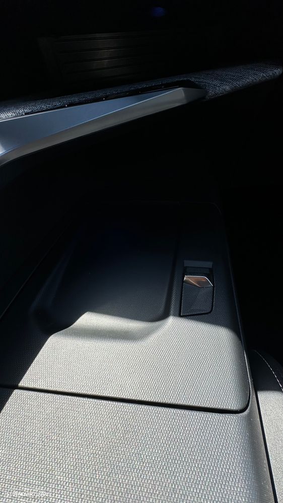Peugeot E-3008 73 kWh Allure - 56