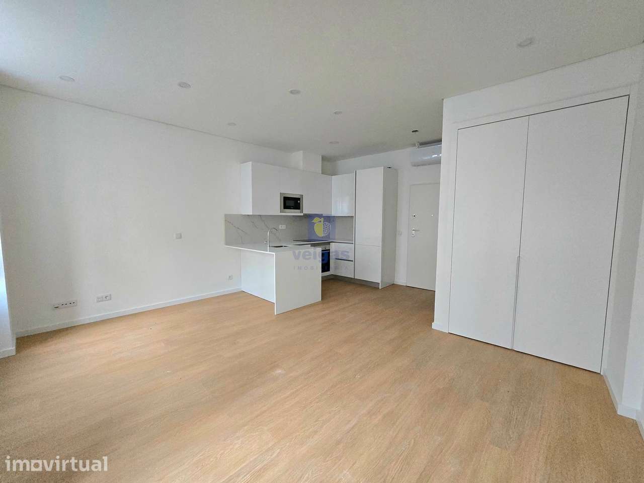 Apartamento T0 em zona central de Arroios ao nível do RC no empreendim - Grande imagem: 2/14
