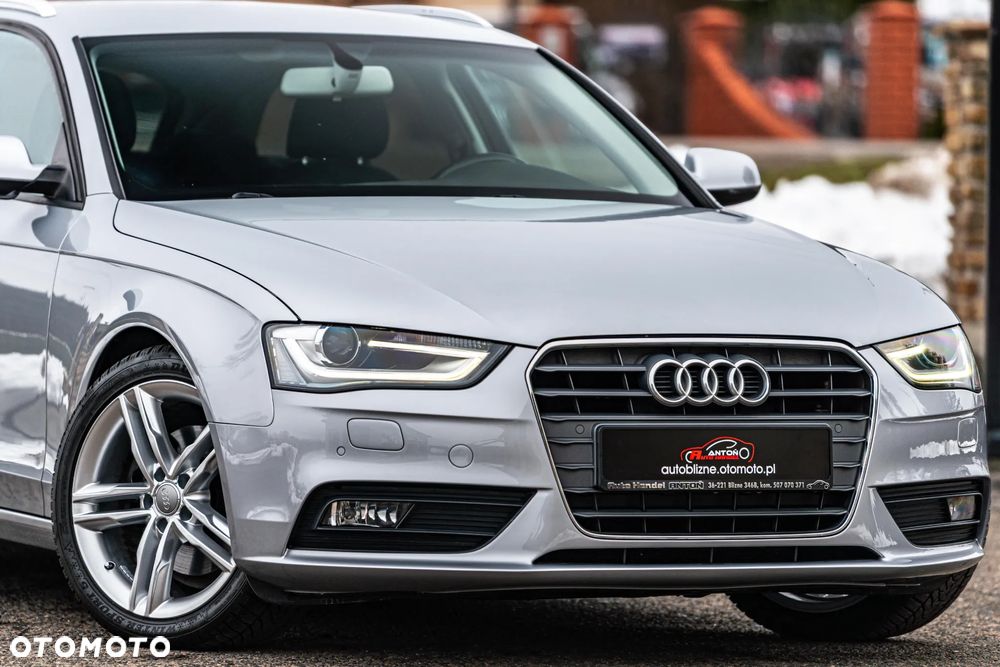 Audi A4 Avant 2.0 TDI DPF Attraction - 9