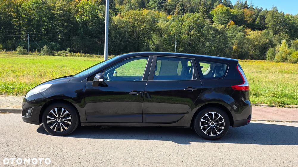 Renault Scenic - 8