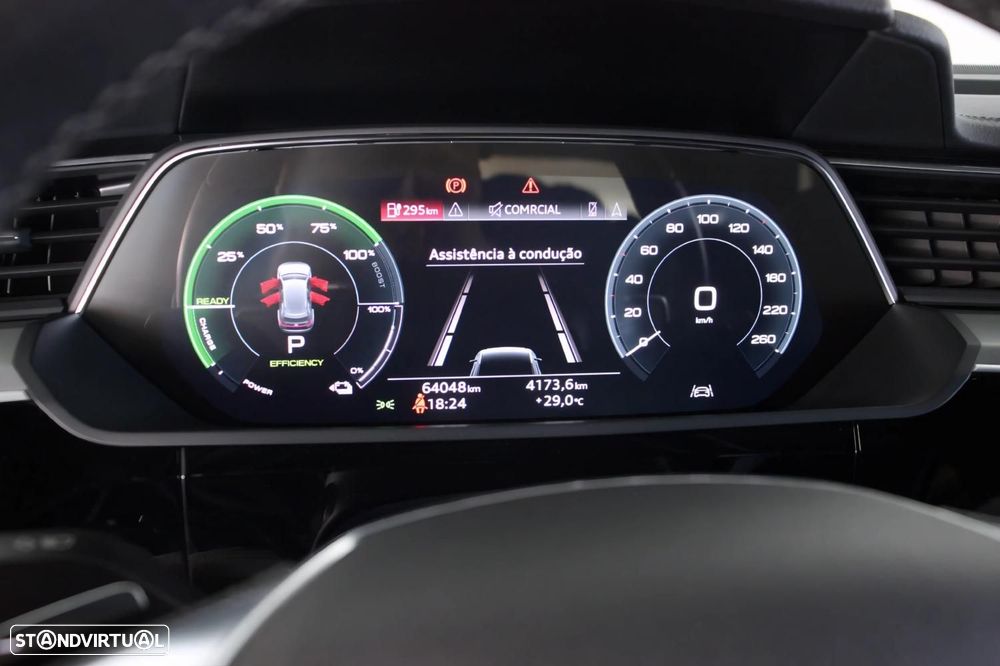 Audi e-tron 55 quattro S line - 11