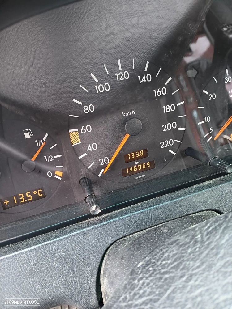 Mercedes-Benz C 250 D Elegance - 2