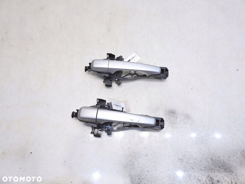 KLAMKA DRZWI PRAWA VOLVO V70 III 30784203 - 10
