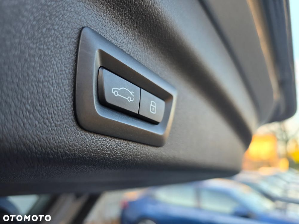 BMW X1 sDrive18i M Sport sport - 27