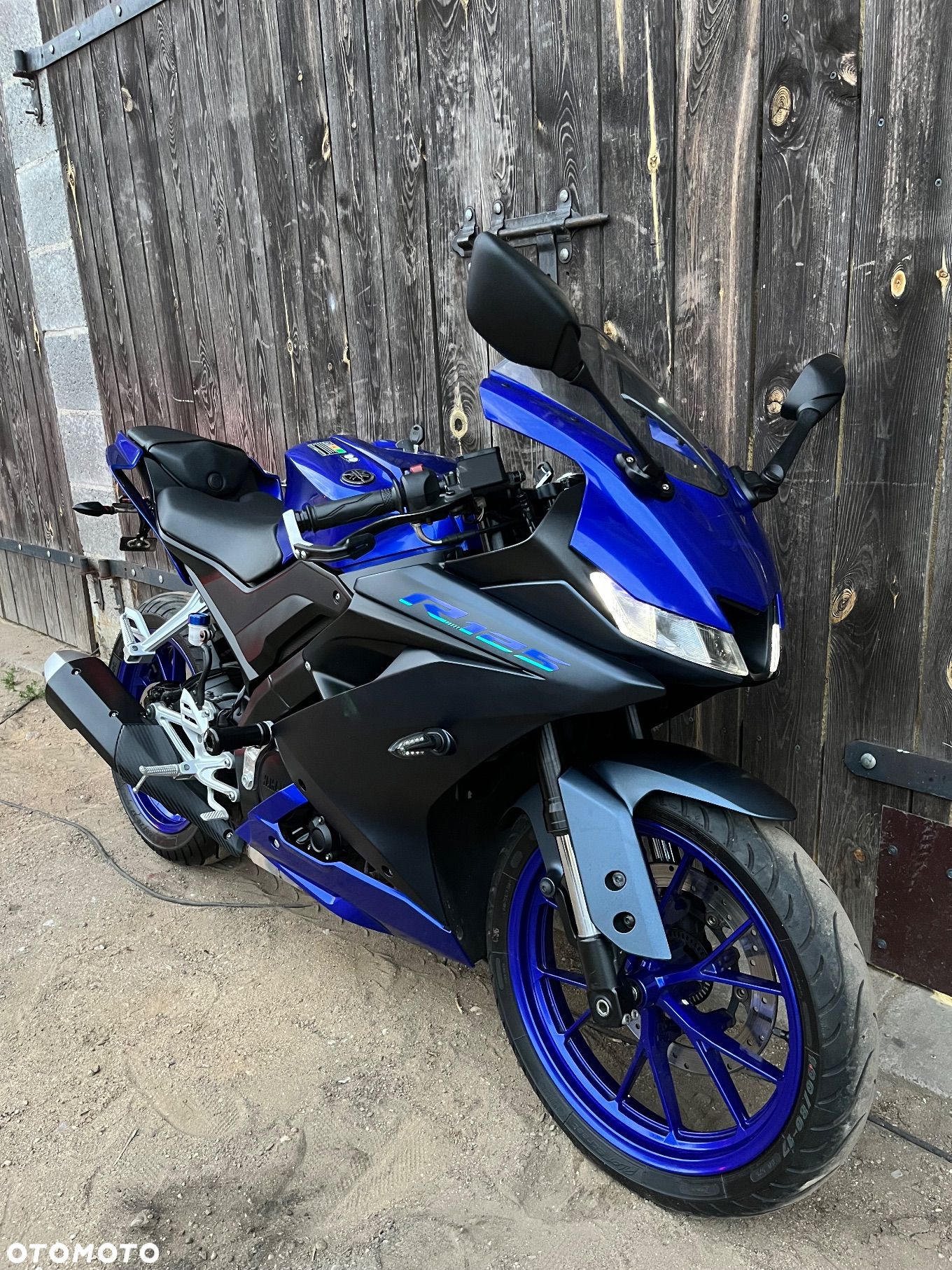 Yamaha YZF - 1