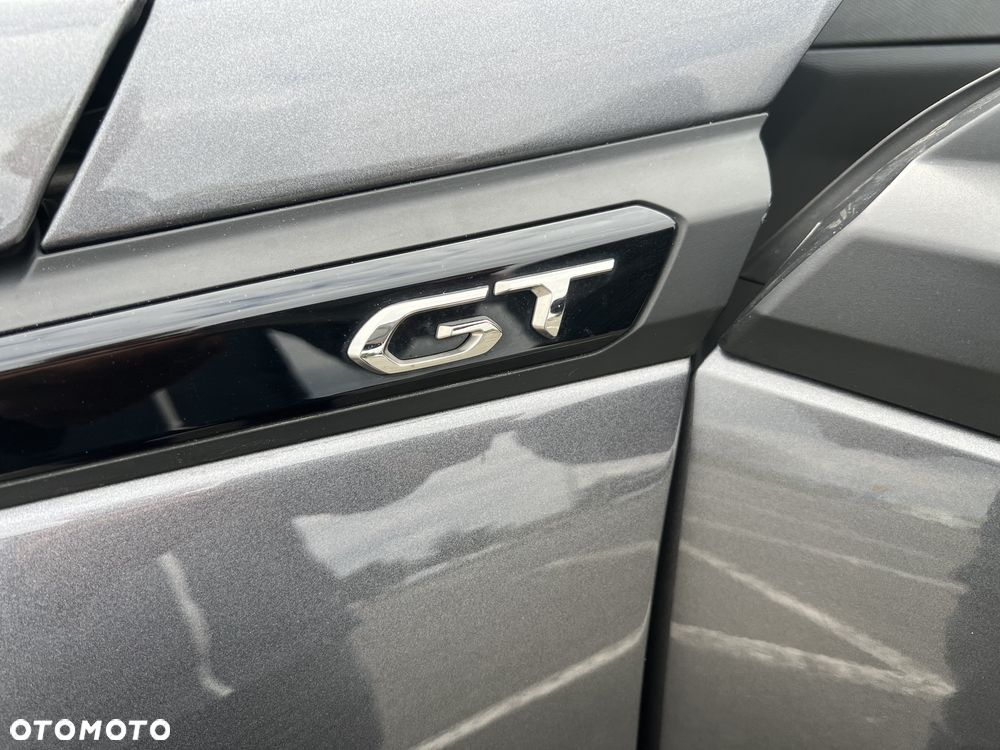 Peugeot 2008 PureTech 130 EAT8 GT Exclusive - 34