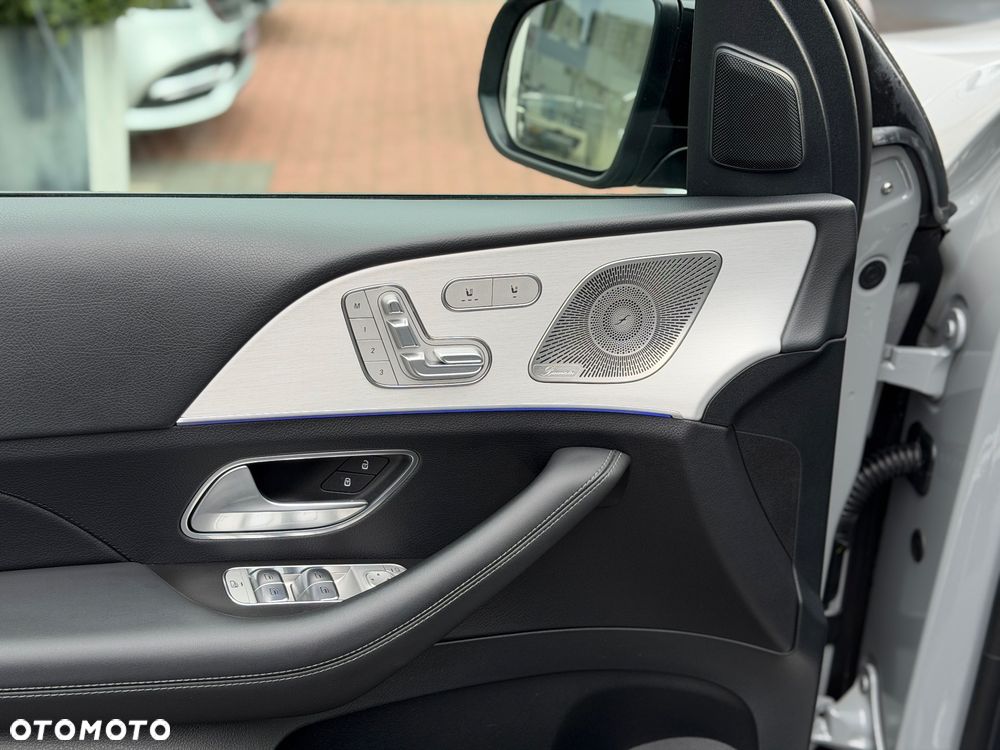 Mercedes-Benz GLE 300 d 4Matic 9G-TRONIC AMG Line Advanced Plus - 10