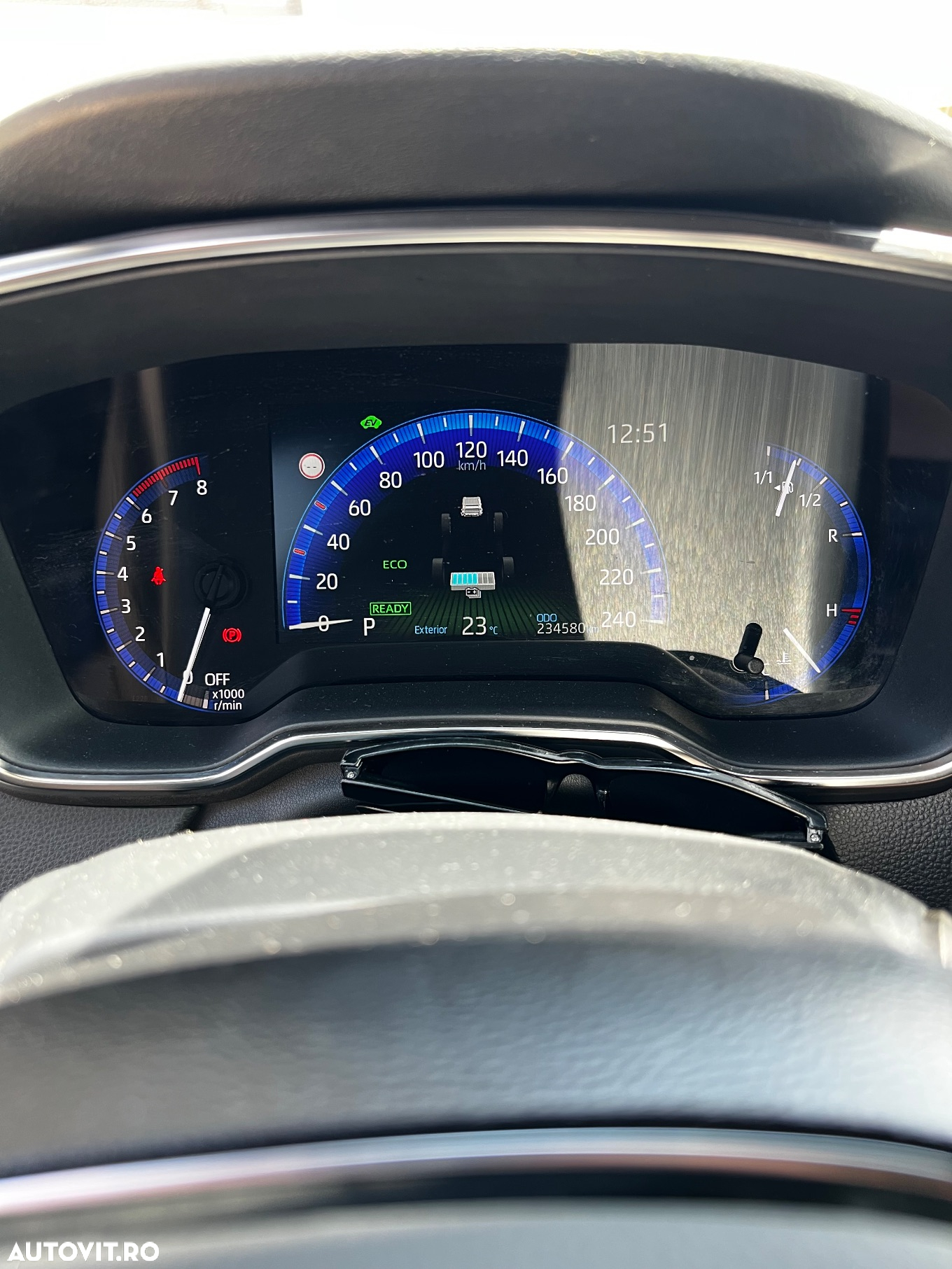 Toyota Corolla - 13