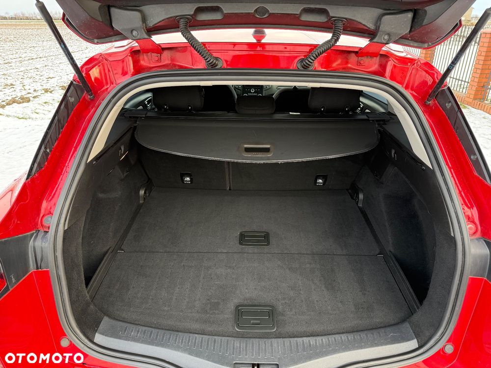 Renault Megane TCe 140 GPF BUSINESS EDITION - 19