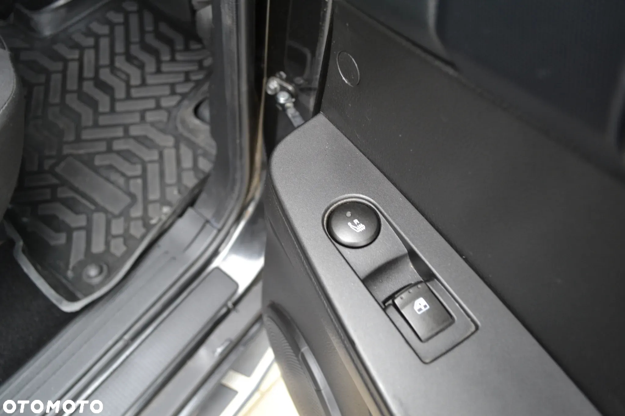 SsangYong/KGM Actyon Sports 4WD Crystal - 8