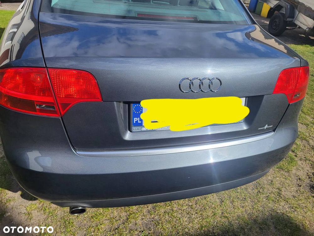 Audi A4 Limousine - 3