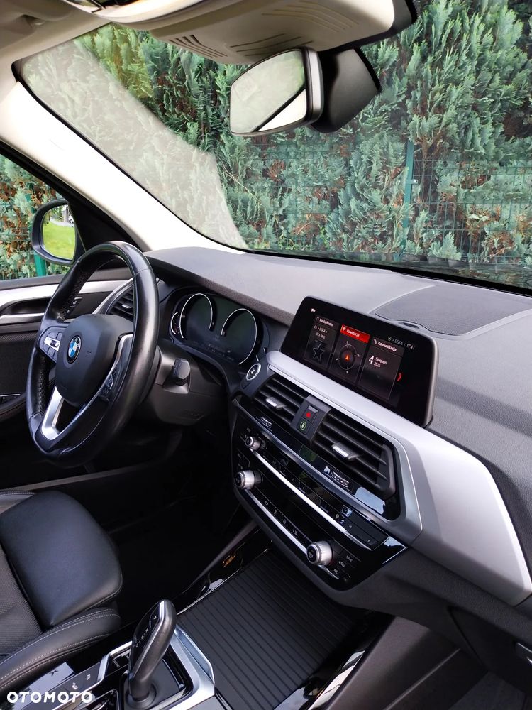 BMW X3 xDrive20d Business Edition - 18