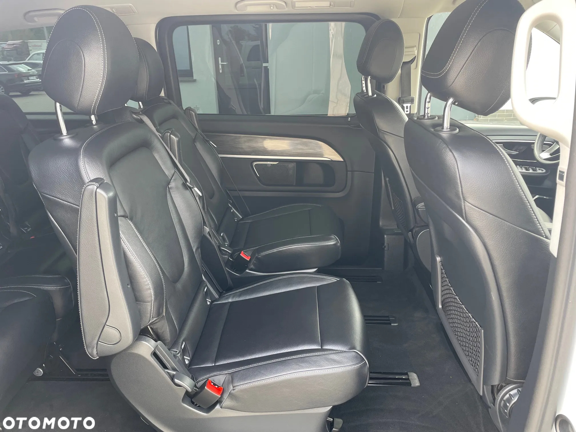 Mercedes-Benz Klasa V 300 d lang 9G-TRONIC Avantgarde - 12