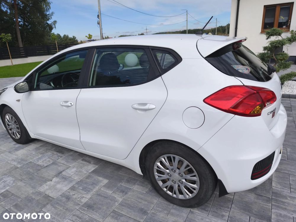 Kia Ceed Cee'd 1.4 L - 11