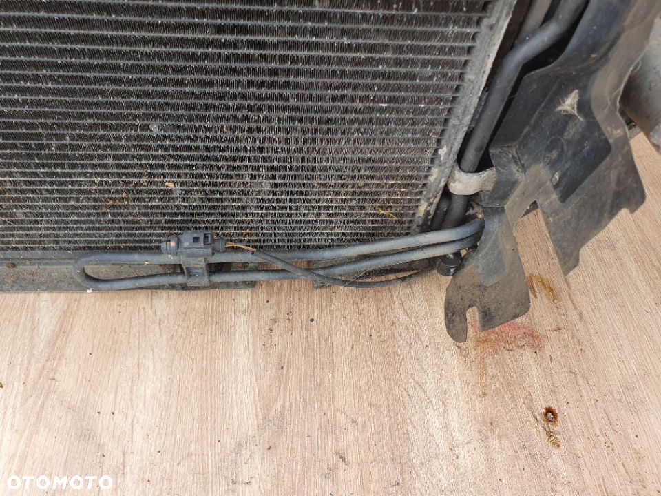 Pas Przedni Wzmocnienie Czołowe Chlodnice Wentylator 2.0 ALT 130KM AUDI A4 B6 Sedan Kombi 8E0805594B - 9